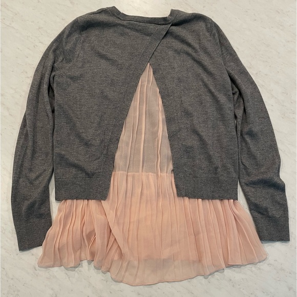 Chelsea28 Grey Sweater with Sheer Pink Accordion Hem Split Back Size Small - Picture 2 of 8
